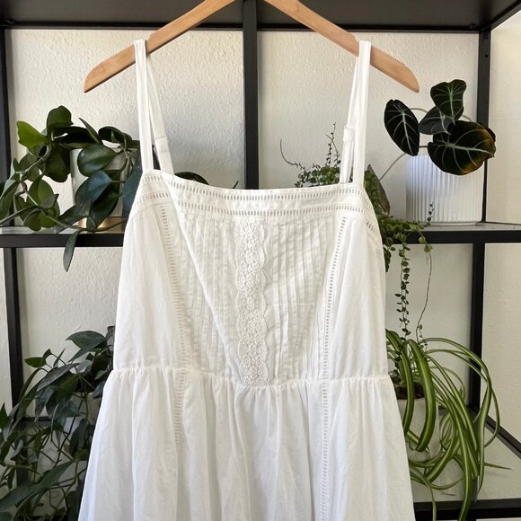 Torrid White Delicate Dress - See Measurements - Picture 2 of 6